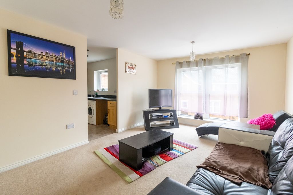 Property photo 2 of 11 Img_1082-Hdr-2