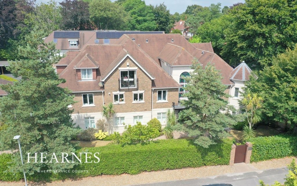 Property photo 3 of 33