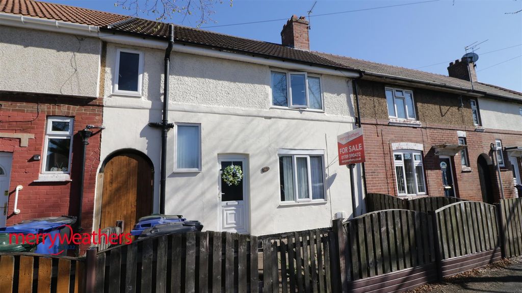 Property photo 1 of 9