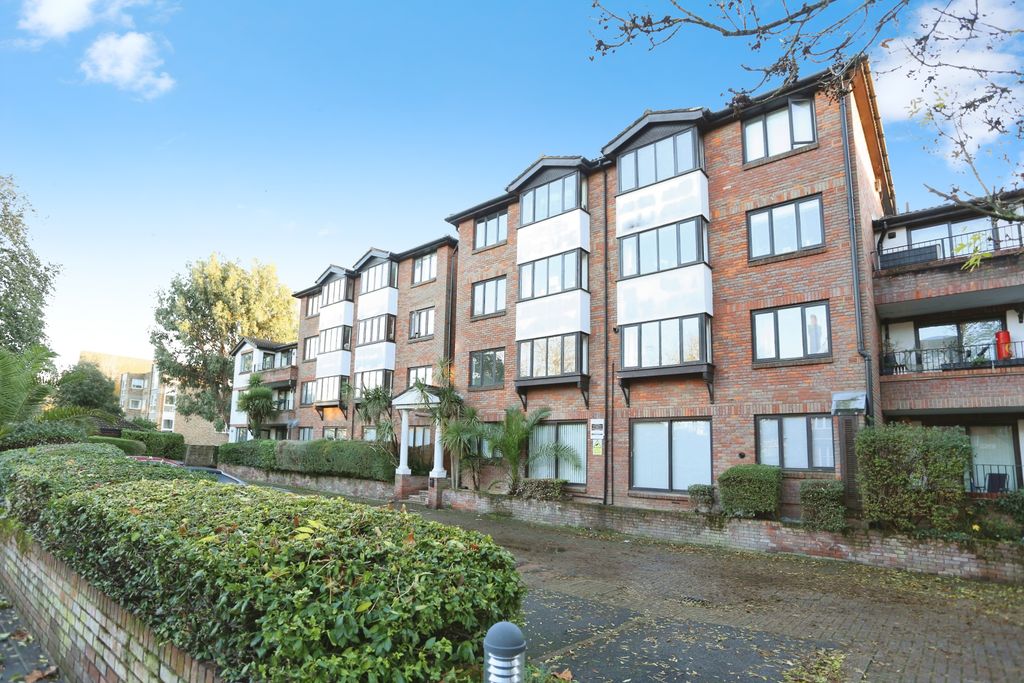 Property photo 2 of 16 Img_0553