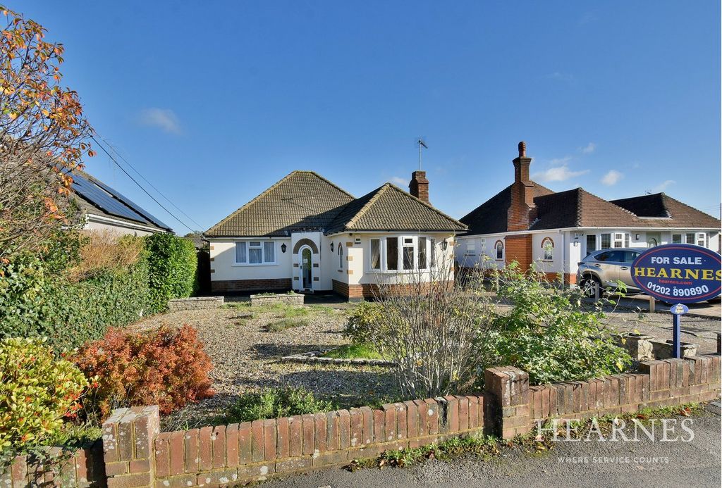 Property photo 1 of 12