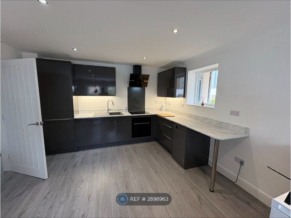Property photo 1 of 16 Open Plan Kitchen - Breakfast Bar