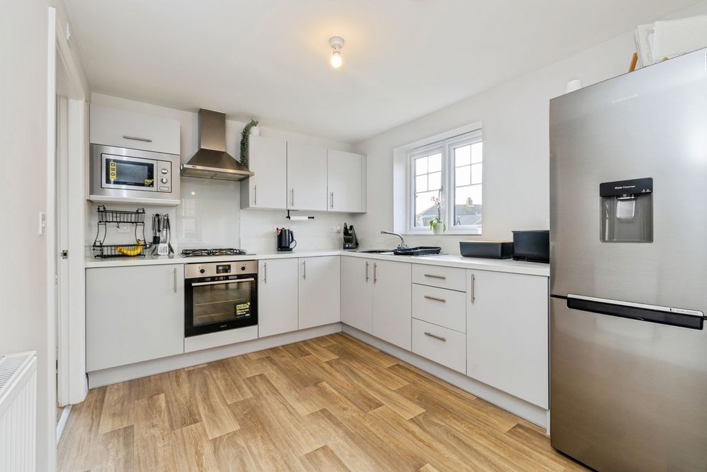 Property photo 3 of 14 Kitchen-Diner