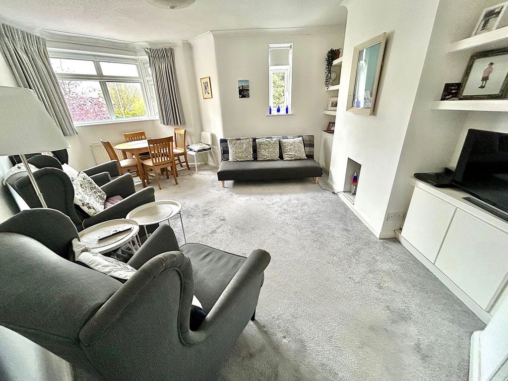 Property photo 3 of 13 Living Room