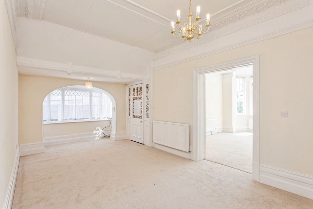 Property photo 2 of 20 Reception Room