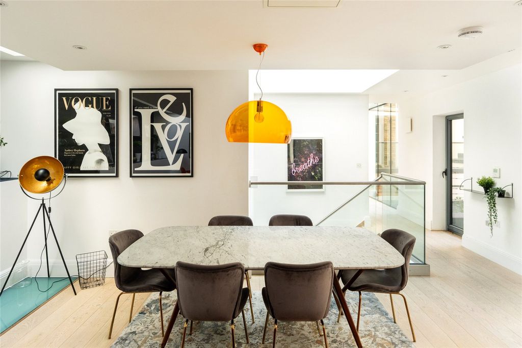 Property photo 3 of 10 Dining Space