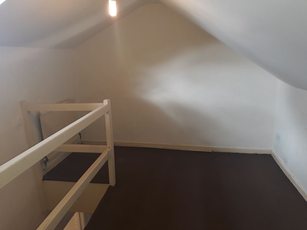 Property photo 2 of 4