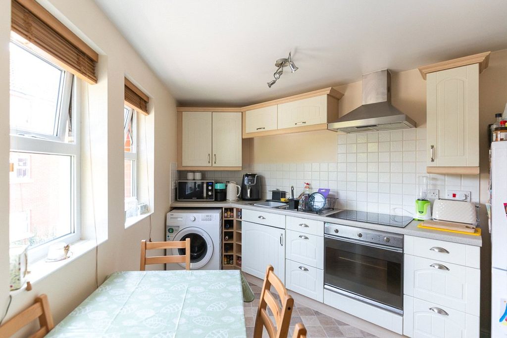 Property photo 2 of 12 Picture No. 05