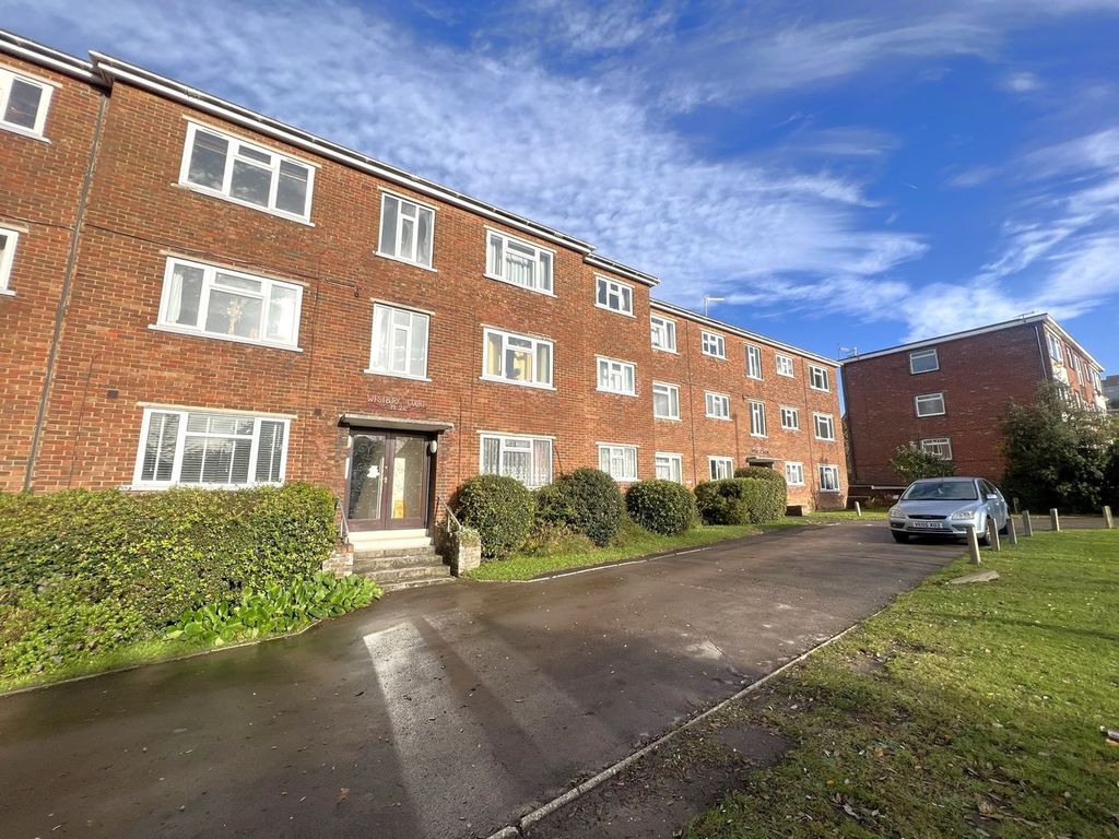 Property photo 1 of 13