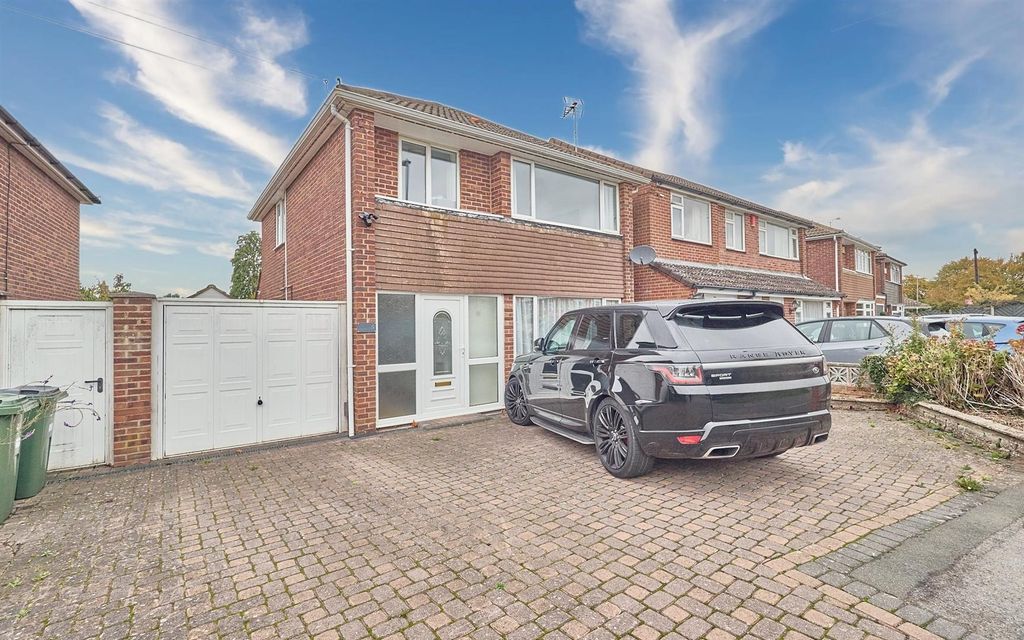 Property photo 1 of 10 Front.Jpg