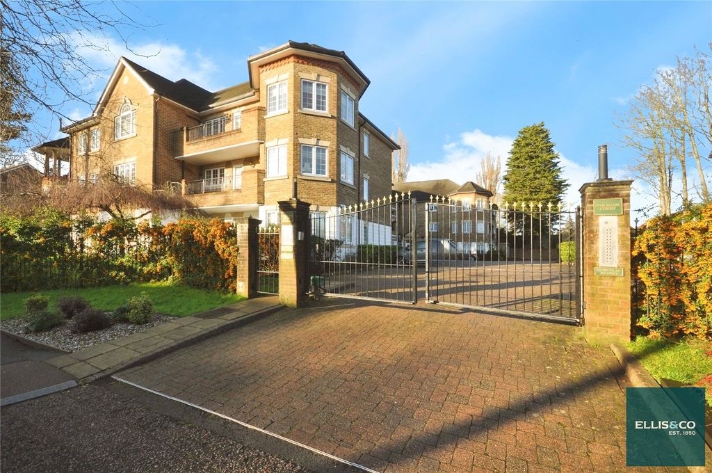 Property photo 1 of 12 Picture No. 23