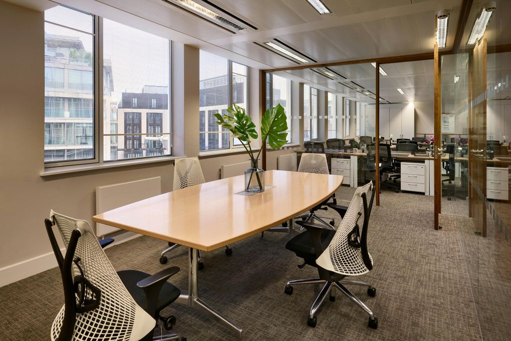 Property photo 2 of 16 16.Png