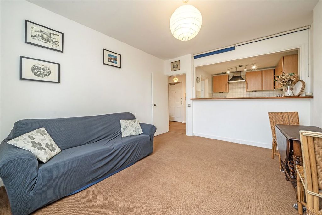 Property photo 3 of 5
