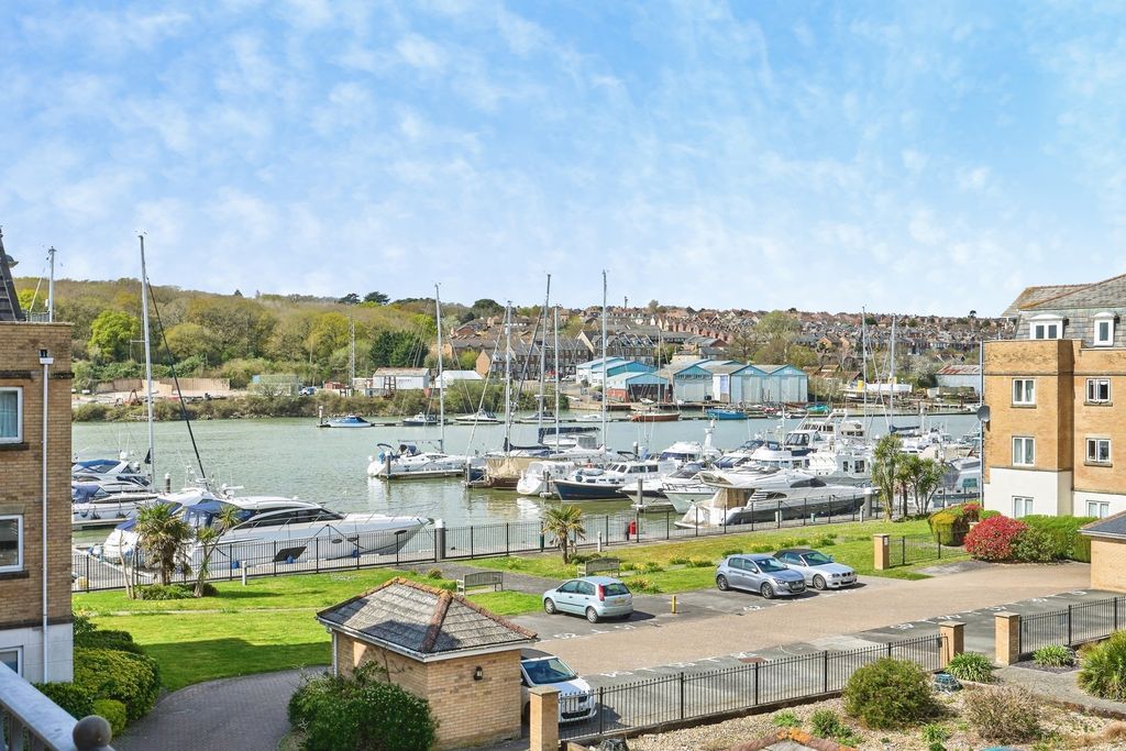 Property photo 1 of 10 Medina Views