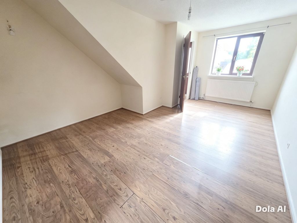 Property photo 2 of 7 Not Specified