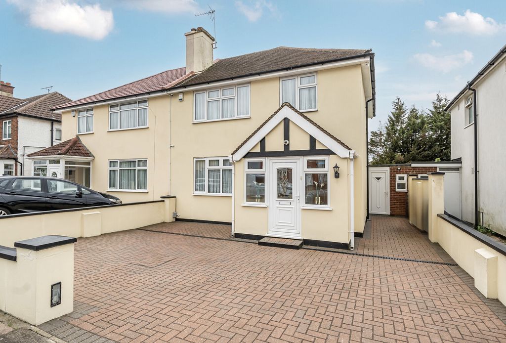 Property photo 2 of 13 1364823-19-68Ecf6...