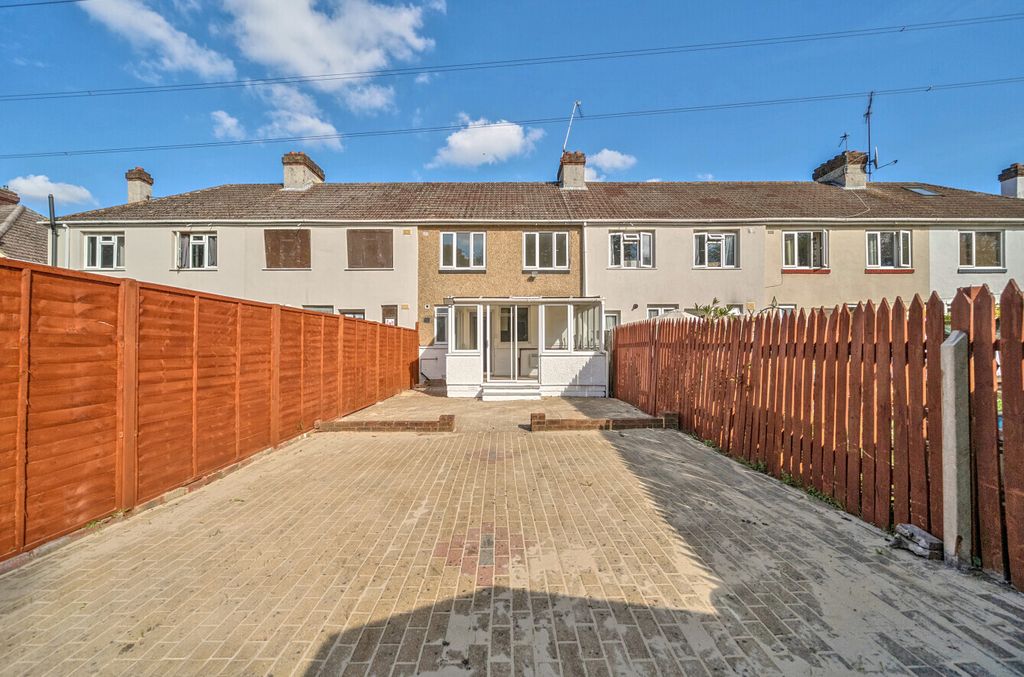 Property photo 3 of 14 Picture No. 23