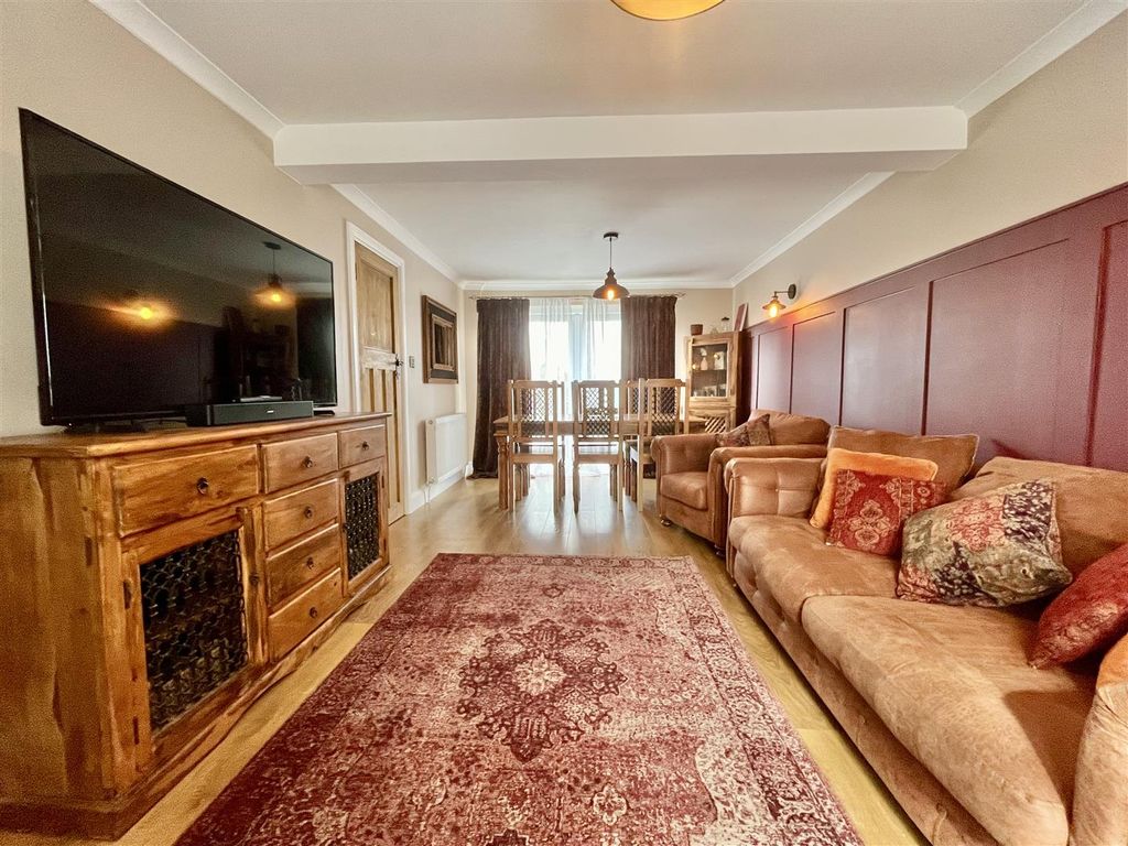 Property photo 1 of 25
