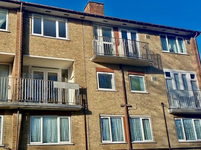 Property photo 2 of 16 Front