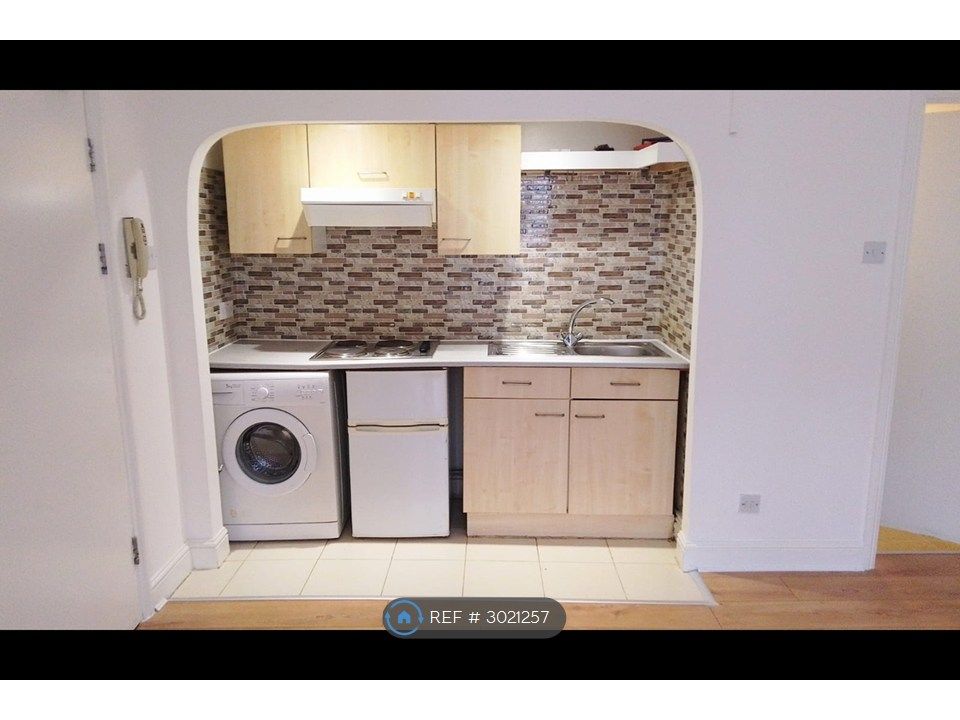 Property photo 1 of 4