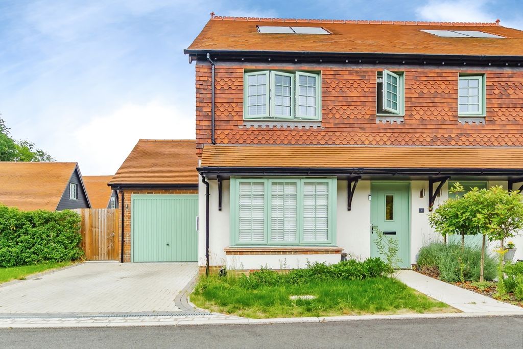Property photo 1 of 16 Pbox-Img.Jpg