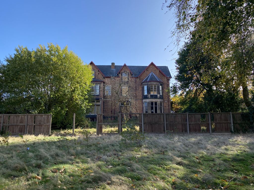 Property photo 1 of 20 R251120 138 - 26 Village Road, Oxton, Wirral, Merseyside, CH43 5Sr (59).Jpg