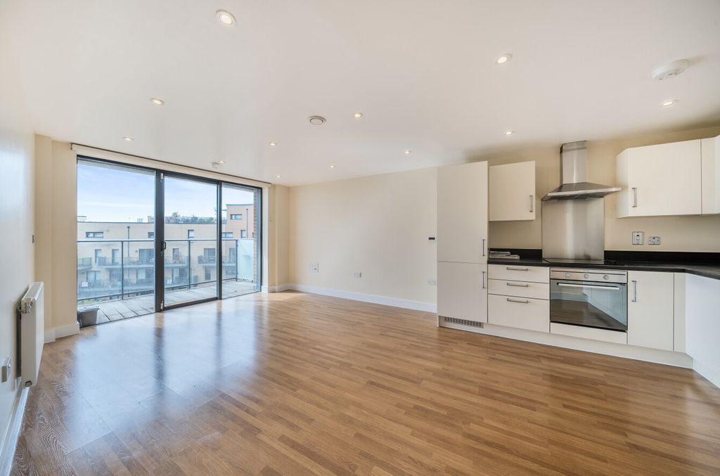 Property photo 3 of 10 1354436-5-68c41F8...