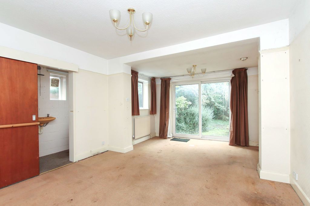 Property photo 2 of 17 Photo 11