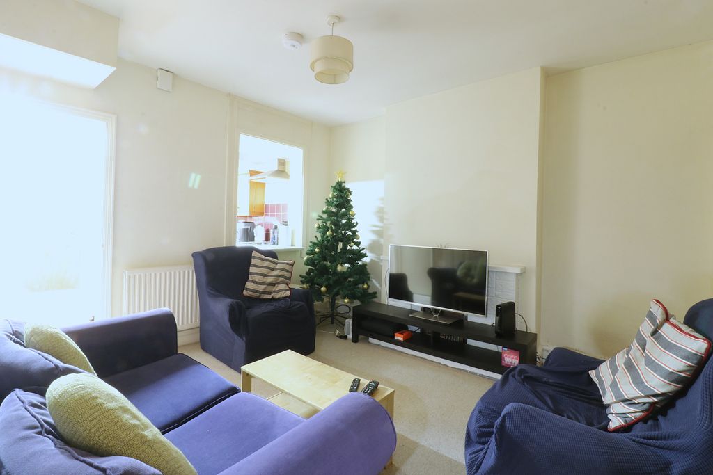 Property photo 2 of 14 Img_5151 E