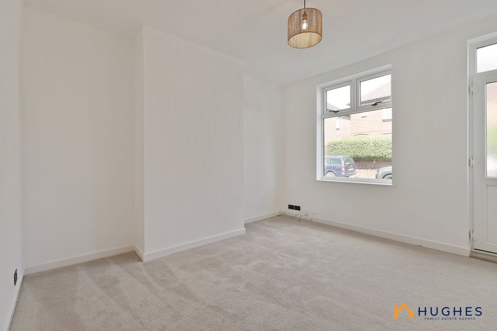 Property photo 3 of 30