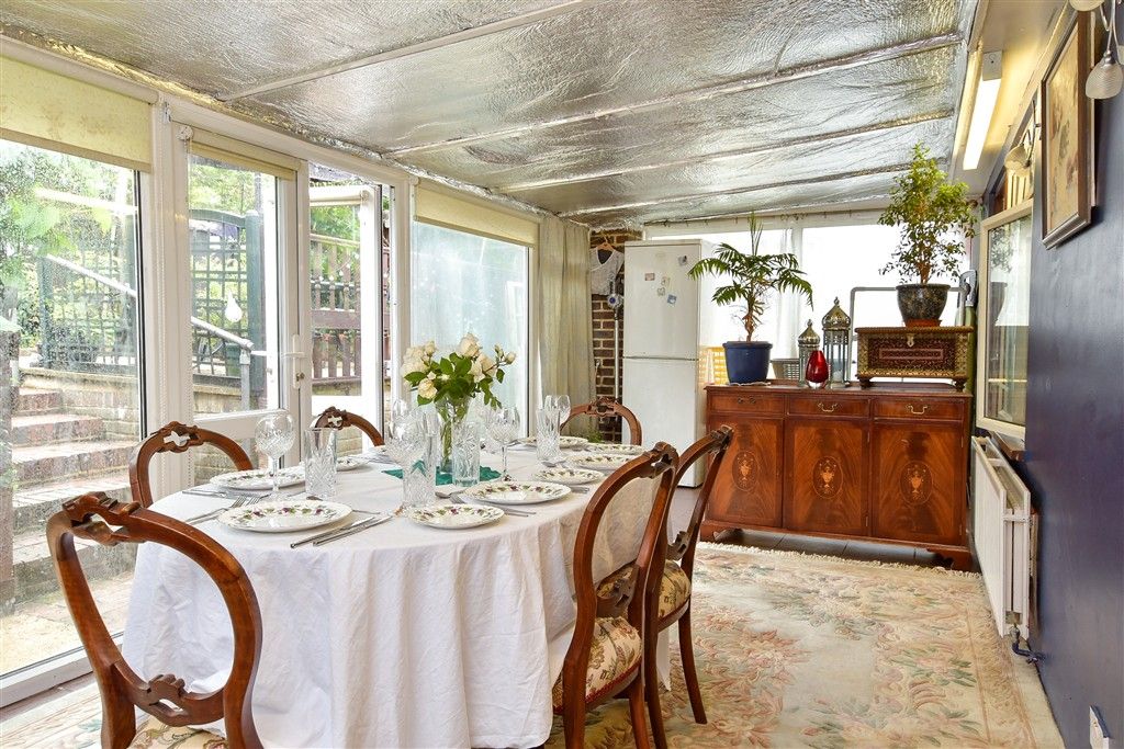 Property photo 3 of 10 Bedroom 1