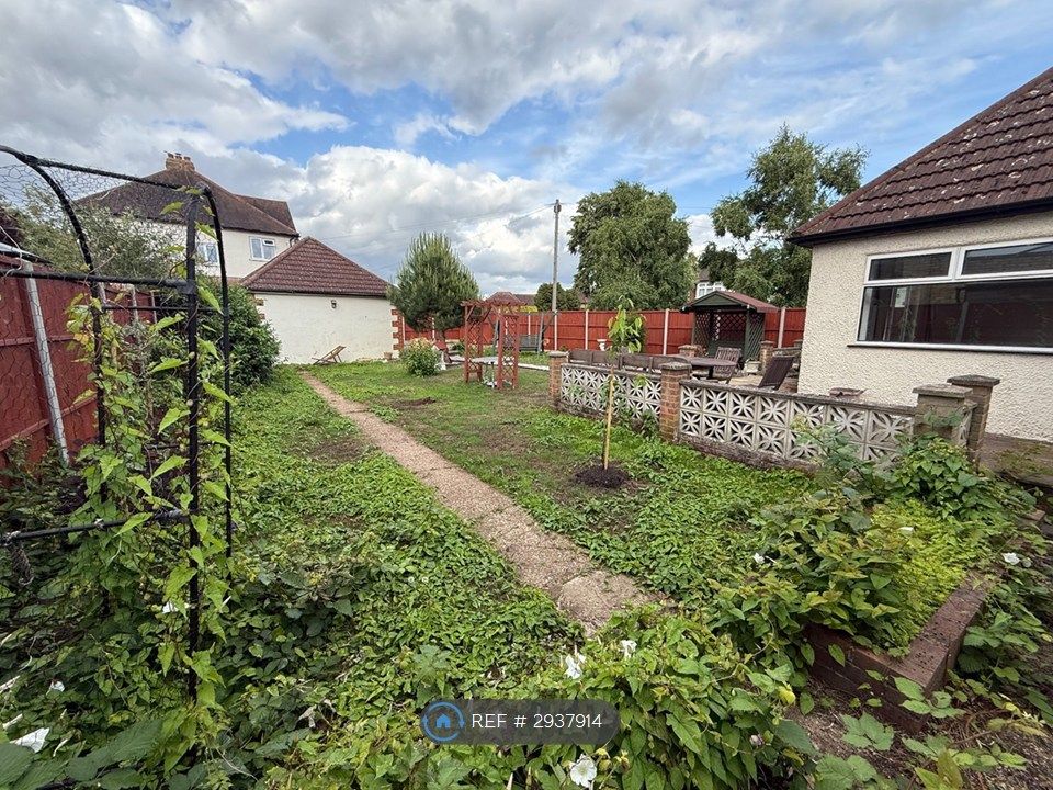 Property photo 2 of 19