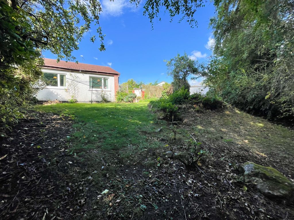 Property photo 2 of 18 Photo #2