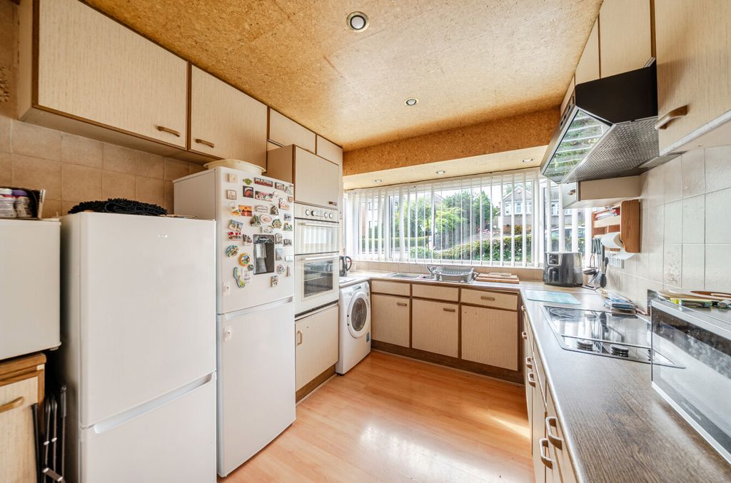 Property photo 3 of 13 1503343-8-6A7d96c...