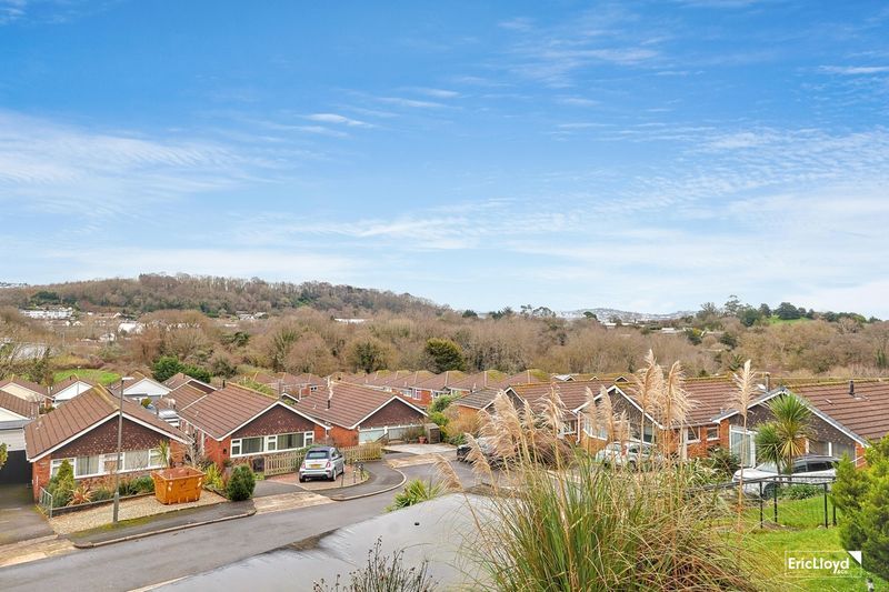 Property photo 2 of 10 Photo 9