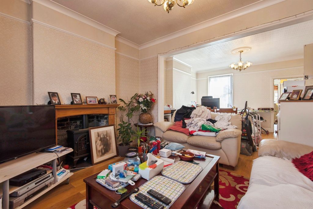 Property photo 3 of 17