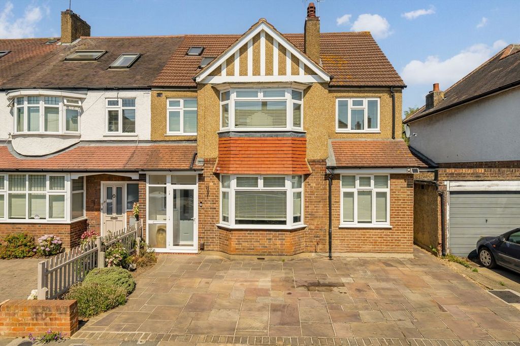 Property photo 1 of 7
