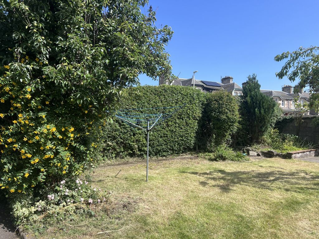 Property photo 3 of 24