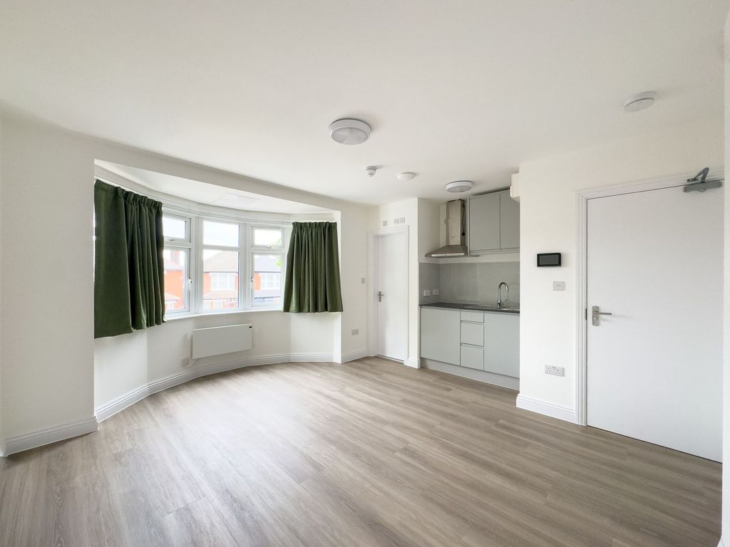 Property photo 1 of 3