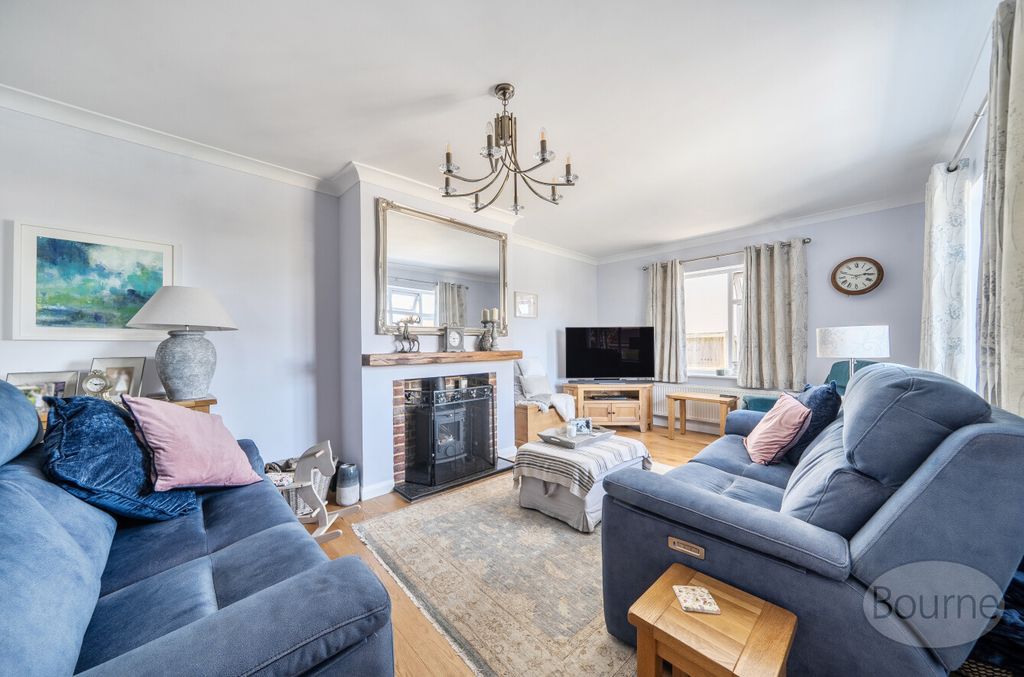 Property photo 2 of 22 5Af421Aa-3920-4cc...
