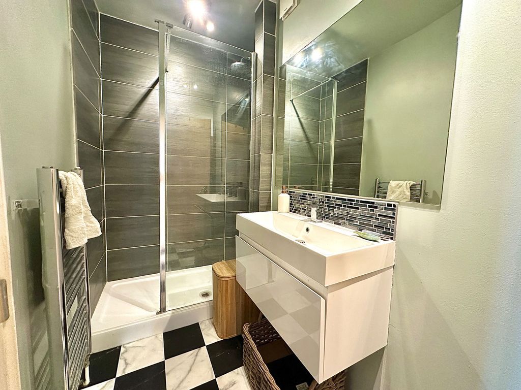 Additional image 11 of 2 bed flat for saleHood Street, Northampton NN1