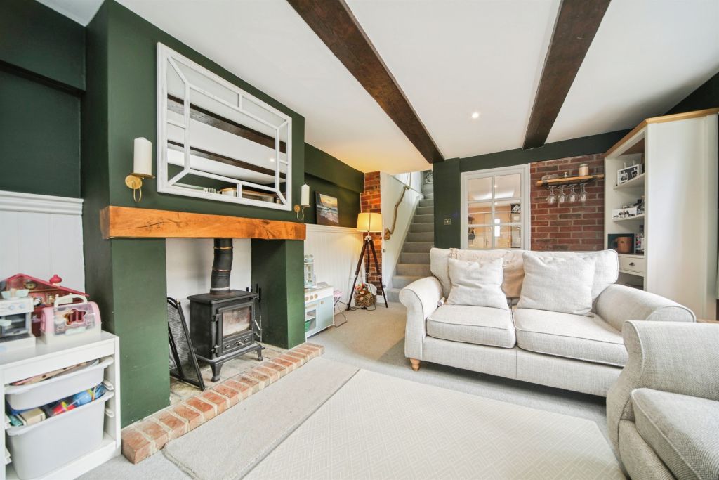 Property photo 2 of 17