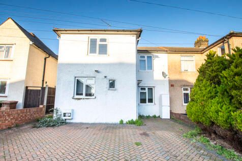 Property photo 1 of 12 3 Bedroom Semi-Detached House