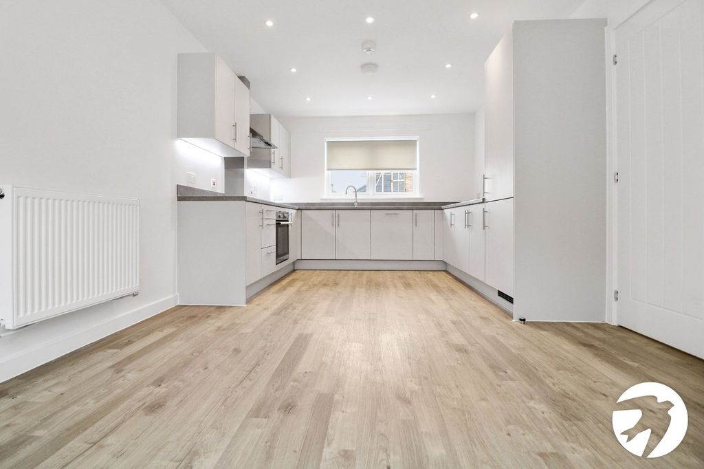 Property photo 2 of 13 Picture No. 08