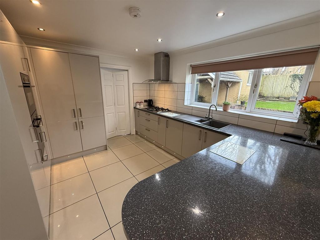 Additional image 10 of 5 bed detached house for saleClos Y Capel, Llanelli SA14