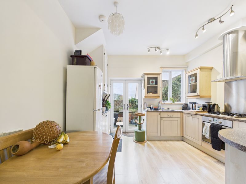 Property photo 3 of 11 Kitchen/Dining