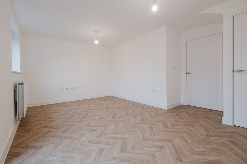 Property photo 2 of 11 Photo