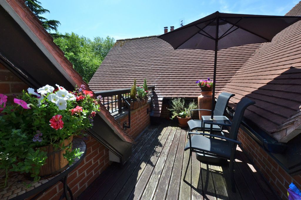 Property photo 3 of 14 Photo 13