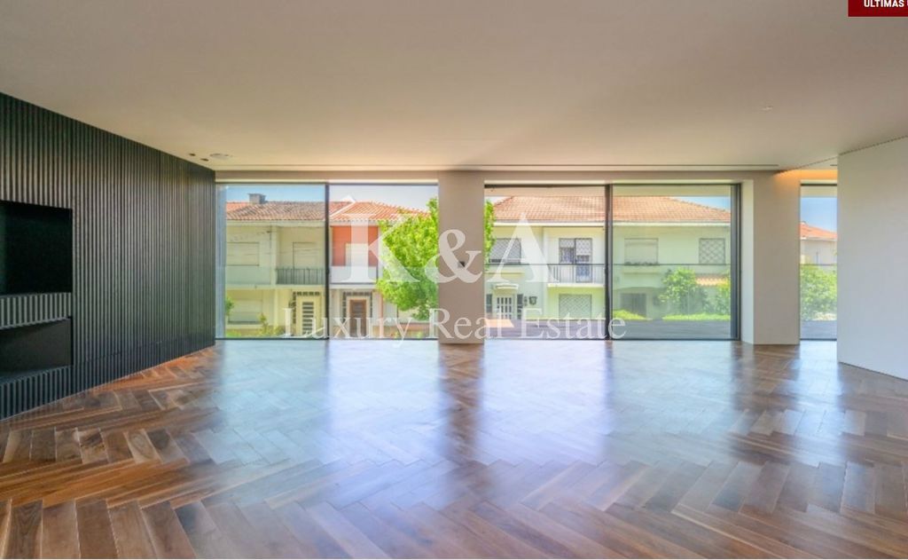 Property photo 2 of 28