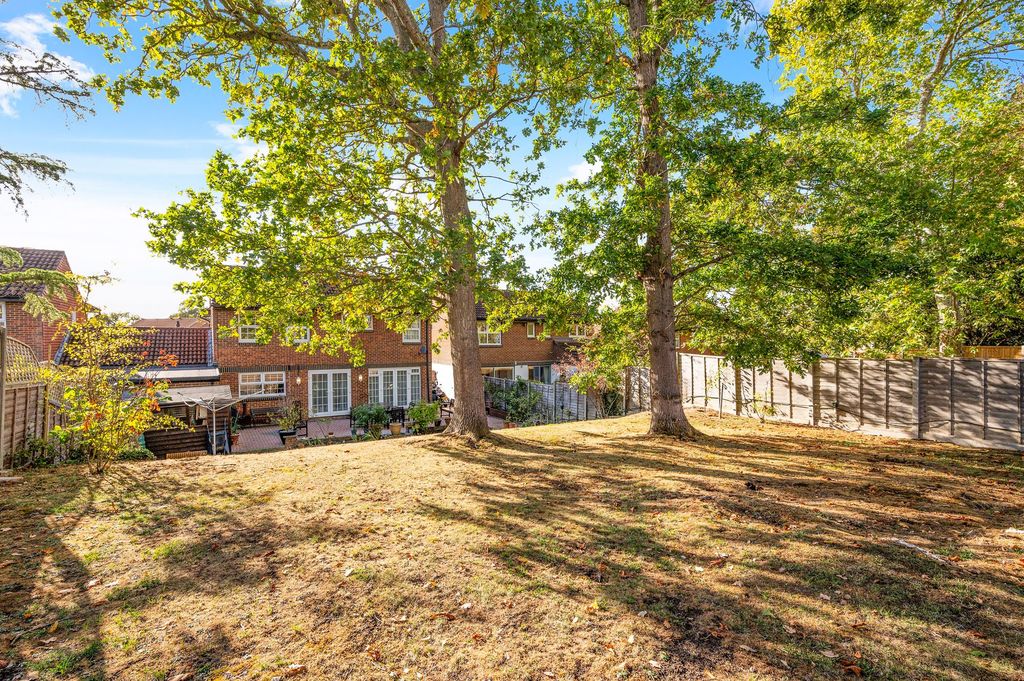 Property photo 3 of 16